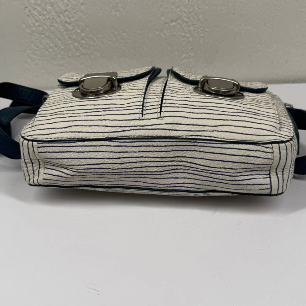 Fossil Riley Crossbody Bag Stripe Print Leather Navy White Adjustable Strap